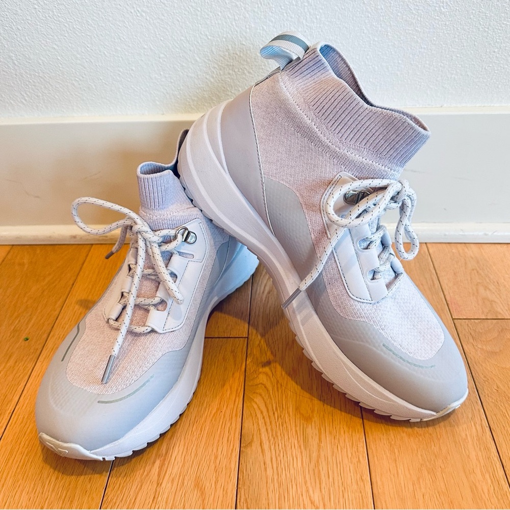 Vessi Stormburst High Top Women's Light Gray Knit Sneakers 10 Unworn